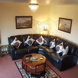 Penthouse Sleeps 11 Apartment Edinburgh